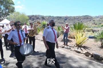 Misa y procesión en Telde en honor de María Auxiliadora/Francisco Javier Santana.